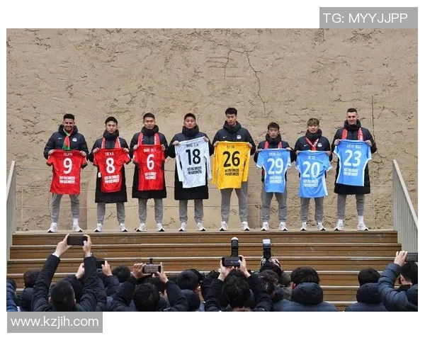 最淳朴的足球明星背后的故事与奋斗历程揭秘